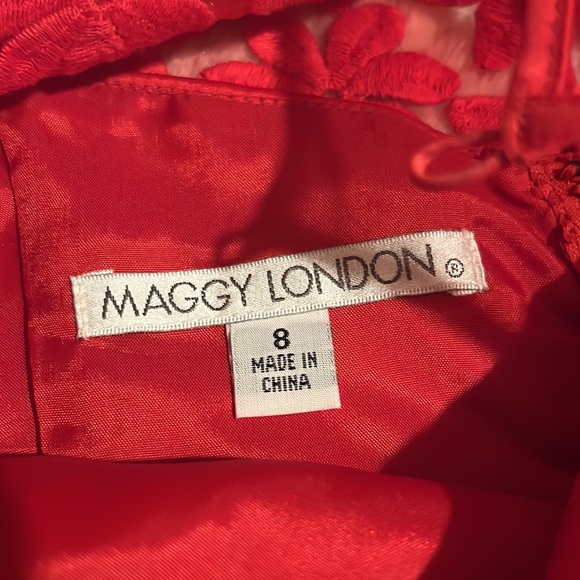 MAGGY LONDON RED DRESS SIZE 8 - Picture 2 of 7